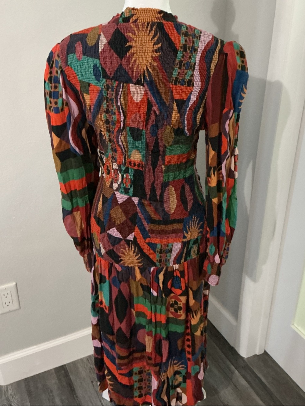 FARM Rio Tropical Shapes Smocked Midi Dress Multicolor Patchwork Size M - Picture 6 of 12